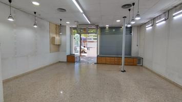 LOCAL COMERCIAL SANT PERE DE 208m² photo 0