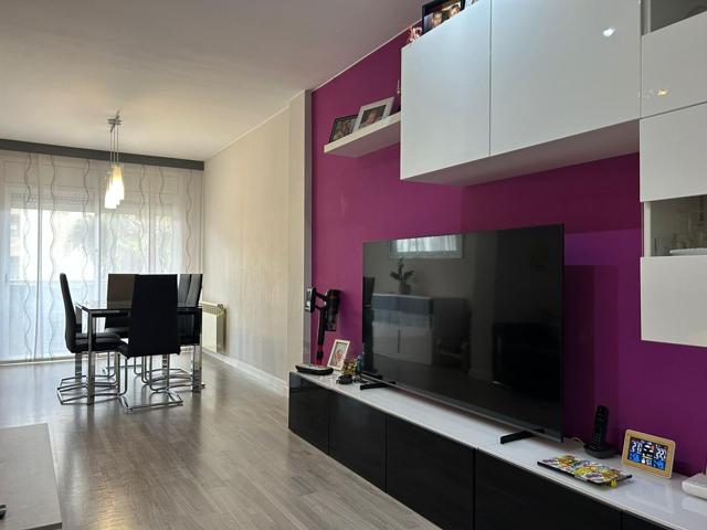 AMPLIO PISO EN LA GRIPIA, 3 HABITACIONES DOBLES, 2 BAÑOS, PÁRQUING INCLUIDO photo 0