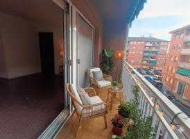 OPORTUNIDAD EN CAN PARELLADA. 4 HABITACIONES (2 DOBLES). BALCÓN. ASCENSOR. photo 0