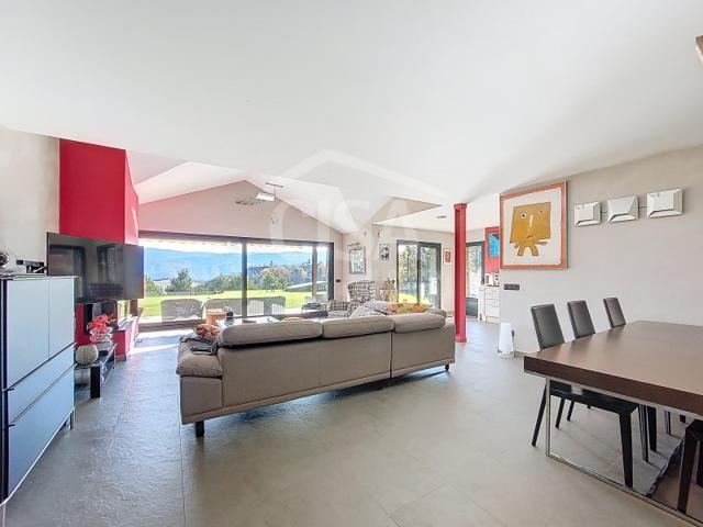 Casa En venta en Montferrer I Castellbò photo 0