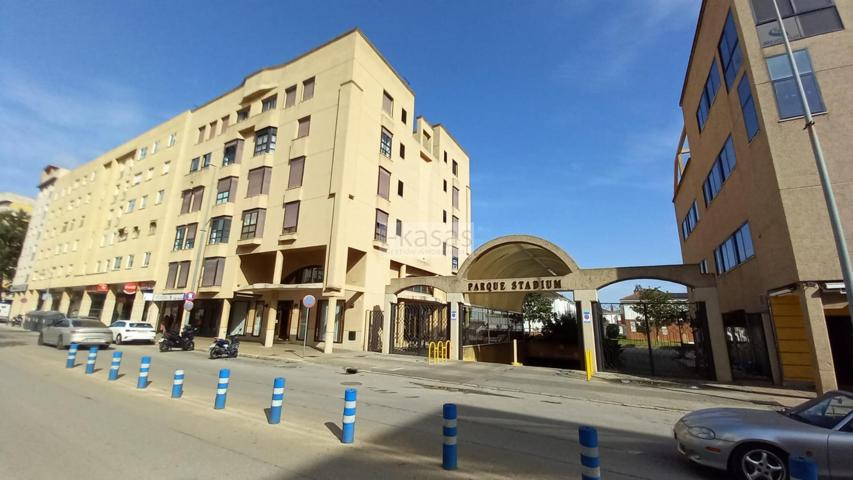 Local En venta en Avd De Méjico, Jerez De La Frontera photo 0