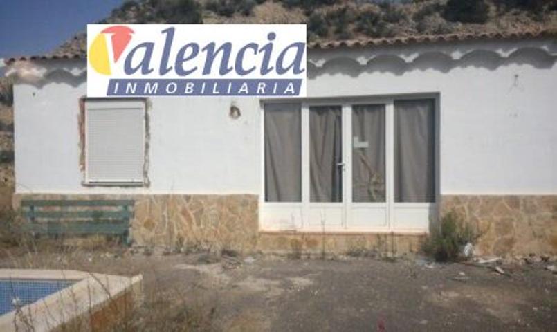 Unifamiliar En venta en Urbanizacion Les Mallades 1, Pedralba photo 0