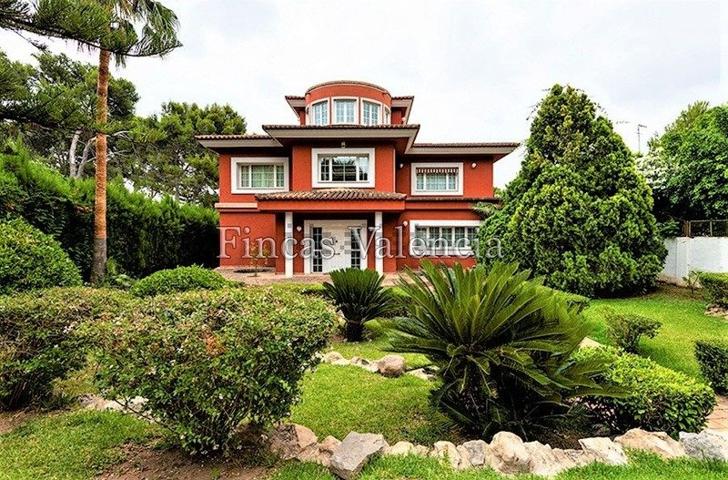 Excelente chalet de lujo en Campolivar photo 0