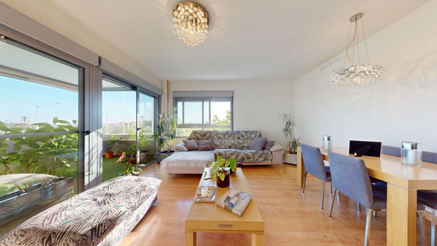 PISAZO CON TERRAZA DE 90M2 CON UNAS VISTAS QUE TE ENAMORARAN photo 0