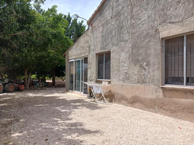 Encantadora casa de campo con amplio terreno a pocos minutos de Elche Ciudad photo 0