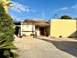 TERRENO DE 3600M2 CON CASA SEMIADOSADA A OTRA DE 154M2 CON ALMACEN INCLUIDO CON LUZ Y AGUA photo 0