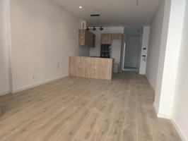 PISO A TOTALMENTE NUEVO AMUEBLADO CON PATIO DE 16MTS Y TERRAZA DE 5M2 DELANTERA Y TOTALMENTE EQUIPO photo 0