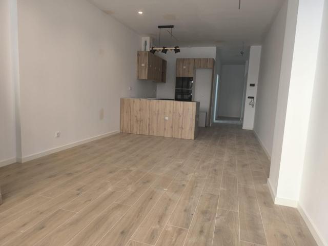 PISO A TOTALMENTE NUEVO AMUEBLADO CON PATIO DE 16MTS Y TERRAZA DE 5M2 DELANTERA Y TOTALMENTE EQUIPO photo 0