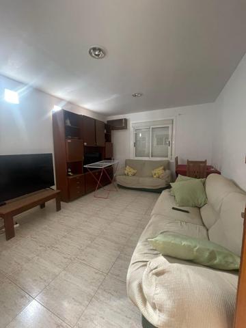 Amplia vivienda, ubicada en una de las mejores zonas de Altabix. photo 0