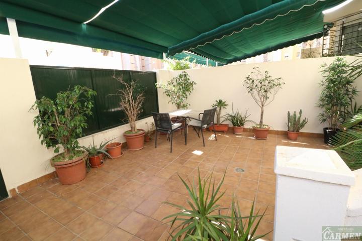 Unifamiliar Pareada En venta en Hipercor , Jerez De La Frontera photo 0