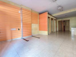 Local comercial a pie de calle en el centro de Torremolinos photo 0