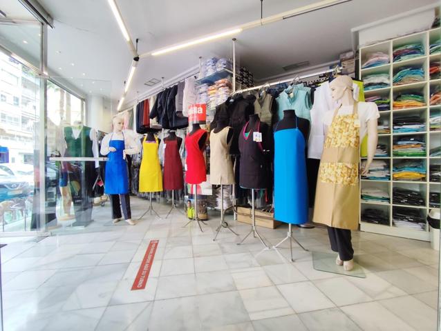 Local comercial en venta en el centro de Torremolinos. photo 0