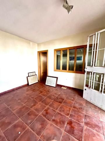 NAVE EN CAMPOLLANO photo 0