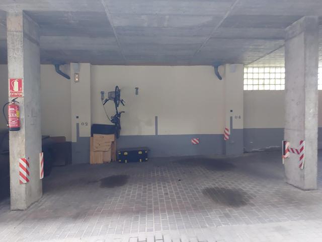 Plaza de garaje en venta en La Granja de San Ildefonso (Segovia) photo 0