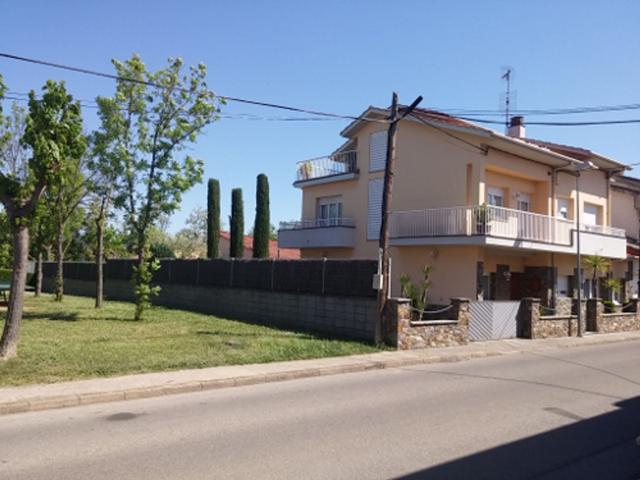 Casa En venta en Ginebre,, 61, Olot photo 0