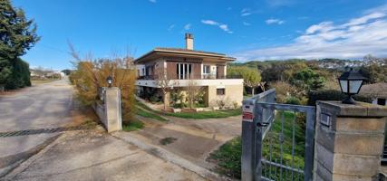 Casa De Campo En venta en Llambilles photo 0