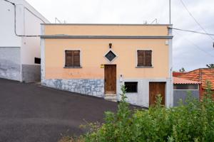 Casa De Campo En venta en Calle Las Quinteras, Distrito San Antonio - Las Arenas, Puerto De La Cruz photo 0
