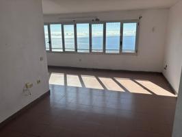 Piso En venta en Avenida Luis Celso García Guadalupe, Santa Cruz Suroeste, Santa Cruz De Tenerife photo 0
