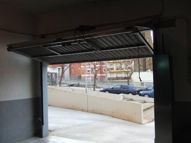 Local comercial en venta GRANOLLERS photo 0