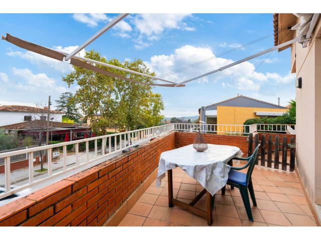 Duplex en venta en L'Ametlla del Vallès photo 0