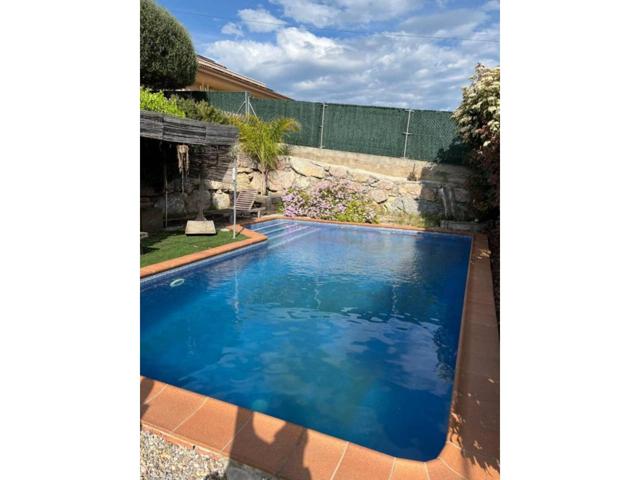Casa en venta en Lliçà d'Amunt photo 0