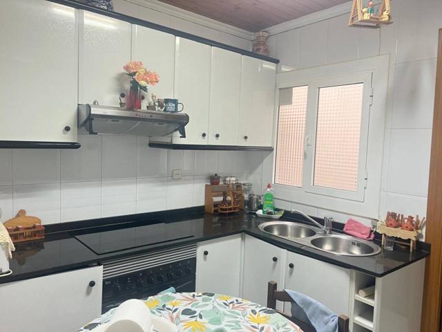 Piso en VENTA STA. PERPETUA CON ASCENSOR photo 0