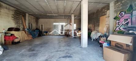 Almacén o gran garaje diáfano preparado para construir dos alturas situado en Palma de Gandia photo 0