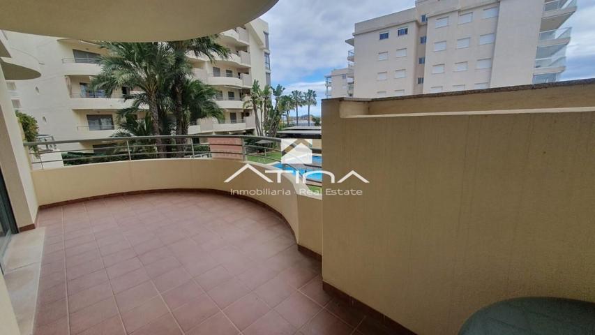 Apartamento con vistas al mar situado en 2ª línea playa Daimús photo 0