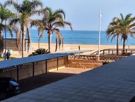 Apartamento entresuelo en playa Gandía, a solo 50 metros de la playa, con acceso directo a la playa photo 0