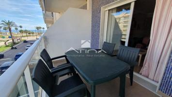 Apartamento con vistas al mar situado en 1ª línea playa Daimús a solo 50 metros de la arena photo 0