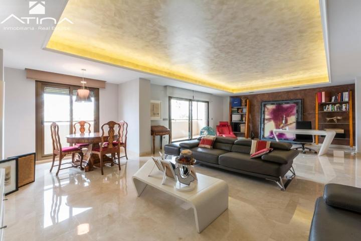 Exclusividad, diseño y confort en el corazón de Gandia photo 0