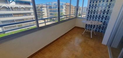 Apartamento stuado a 200 metros de mar en playa Daimús. photo 0