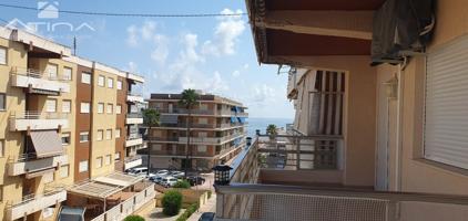 Apartamento en la playa de Daimús, segunda línea de mar a solo 100m del mar photo 0
