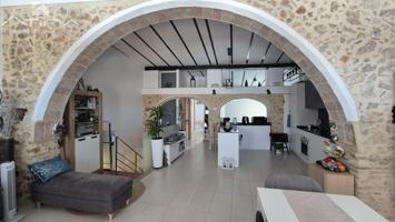 Encantadora casa en el corazón del pintoresco pueblo de Almiserà. photo 0