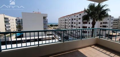 Tu refugio mediterráneo a un paso del mar en tercera linea playa de Daimús photo 0