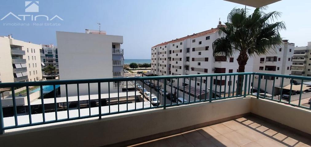 Tu refugio mediterráneo a un paso del mar en tercera linea playa de Daimús photo 0