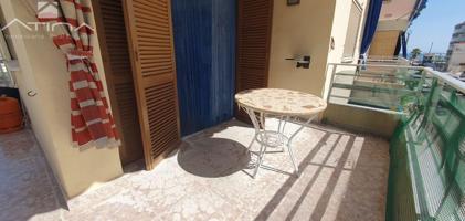 Apartamento con terraza en esquina en tercera línea playa Daimús photo 0