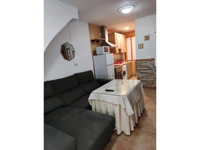 Casa en alquiler en Valverde del Camino photo 0