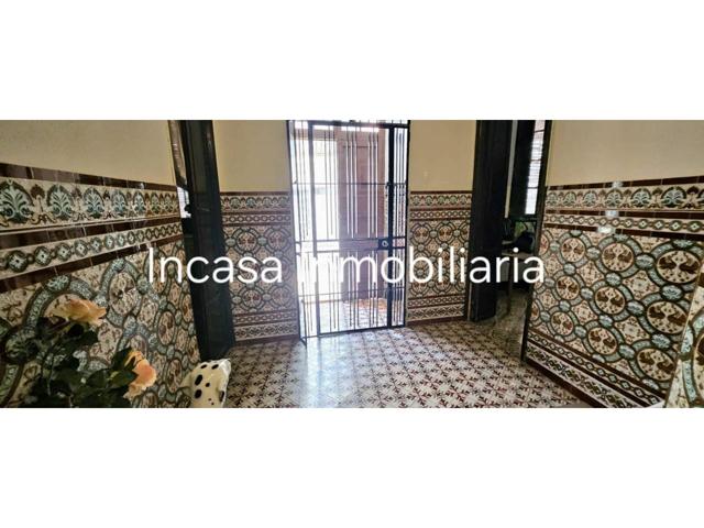 Venta de casa en Valverde del Camino photo 0