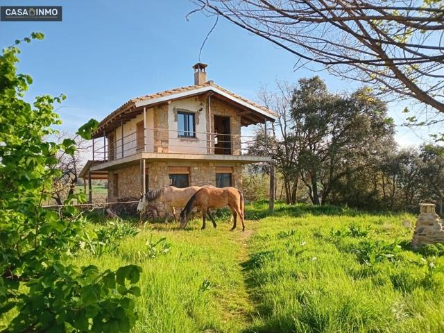Se alquila casa con encanto en las afueras de Benabarre. photo 0