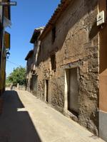 Se venden dos casas para reformar en el pueblo de Salas Bajas en la comarca del Somontano. photo 0