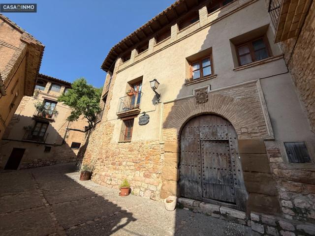 Se vende preciosa casa en el pueblo de Alquézar. photo 0