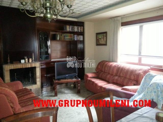 Casa En venta en Benetusser photo 0