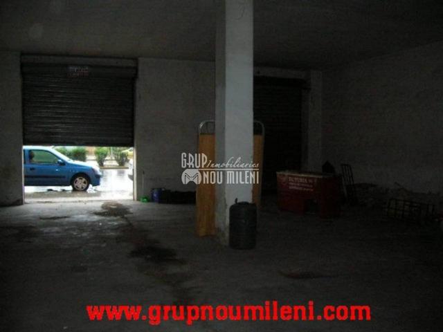 Local comercial en alquiler photo 0