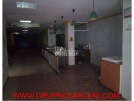 Local En venta en Burjassot photo 0