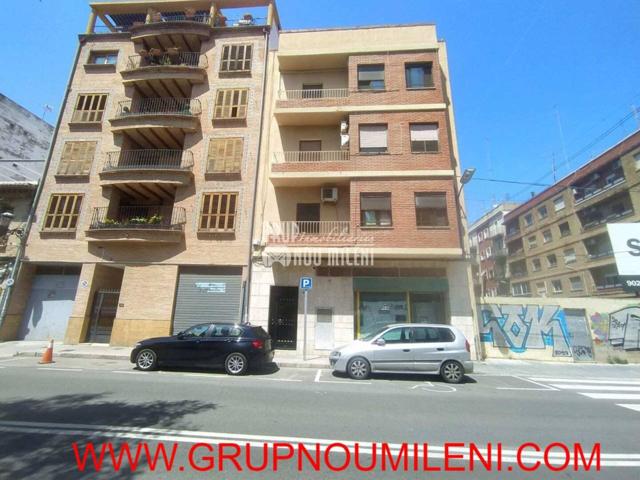 Local En venta en Valencia photo 0
