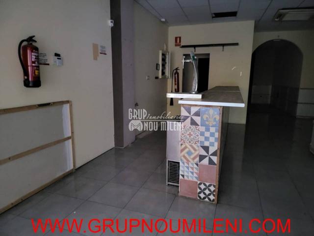 Local En venta en Manises photo 0