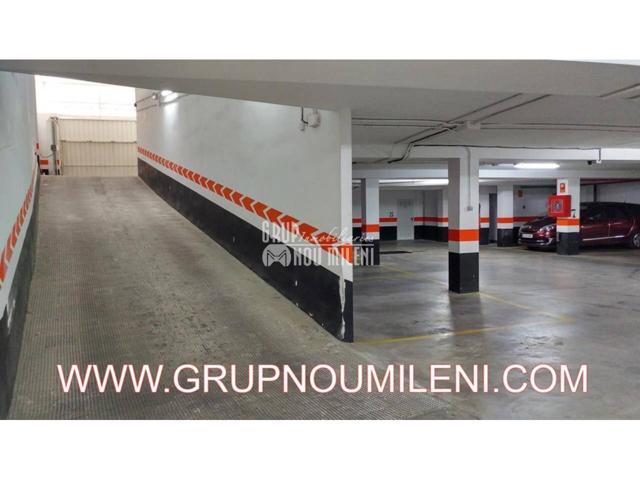Parking En venta en Xirivella-chirivella photo 0