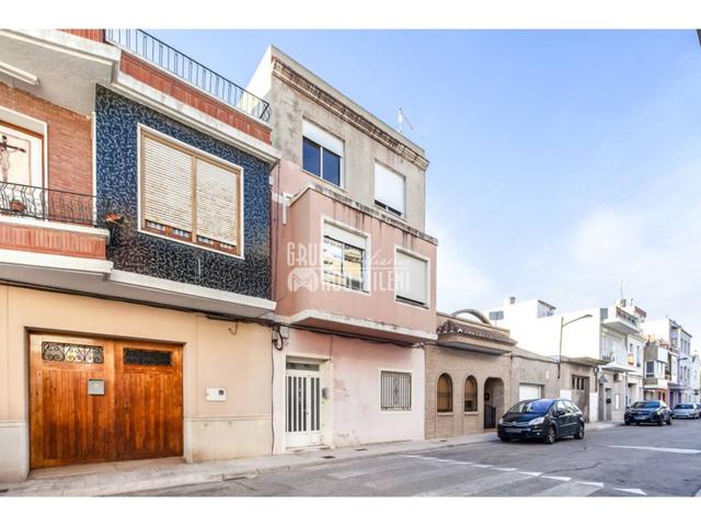 Edificio en venta en Polinyà de Xúquer photo 0