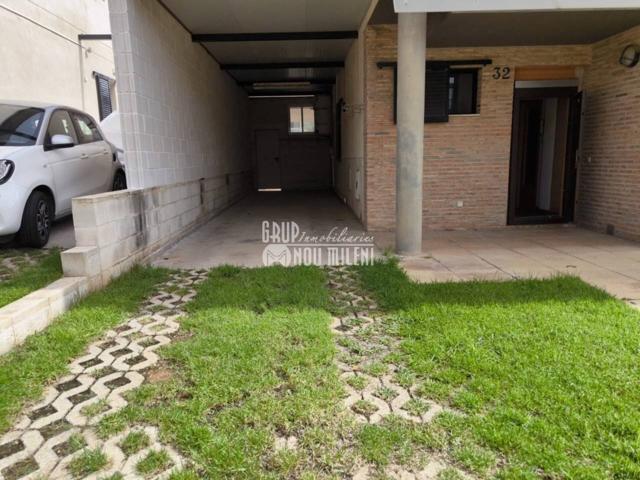 Venta de Casa Pareada en Paterna photo 0